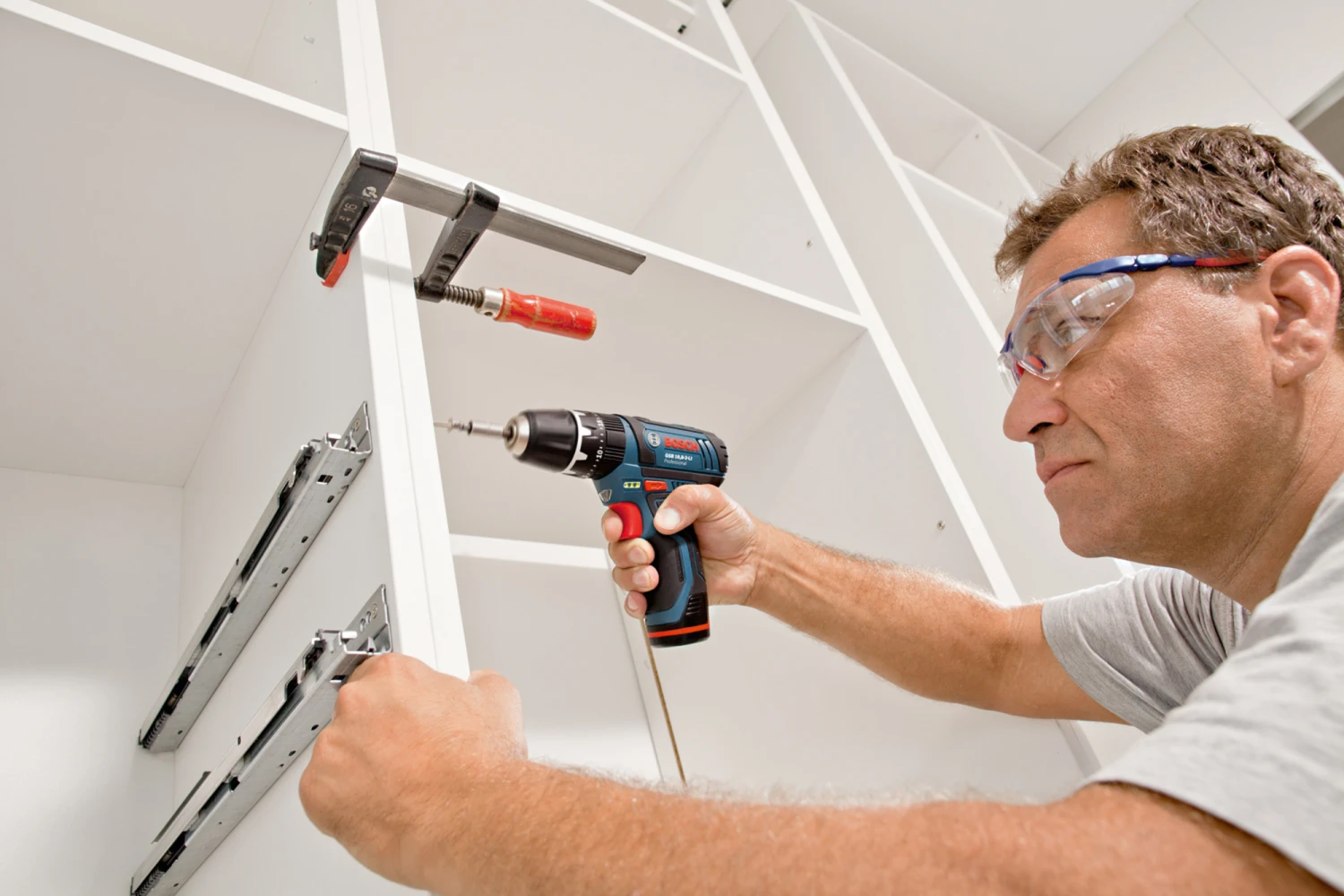 Bosch Bore-/skruemaskine GSR 12V 4,0 Ah M/39 Dele Bor Og Bits 6 Bosch Bore-/skruemaskine GSR 12V 4,0 Ah M/39 Dele Bor Og Bits - Billede 6