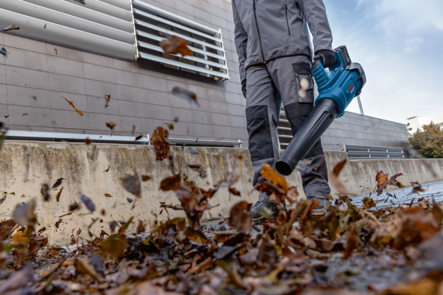 Bosch Løvblæser 18V GBL 18V-750, Solo 5 Bosch Løvblæser 18V GBL 18V-750, Solo - Billede 5