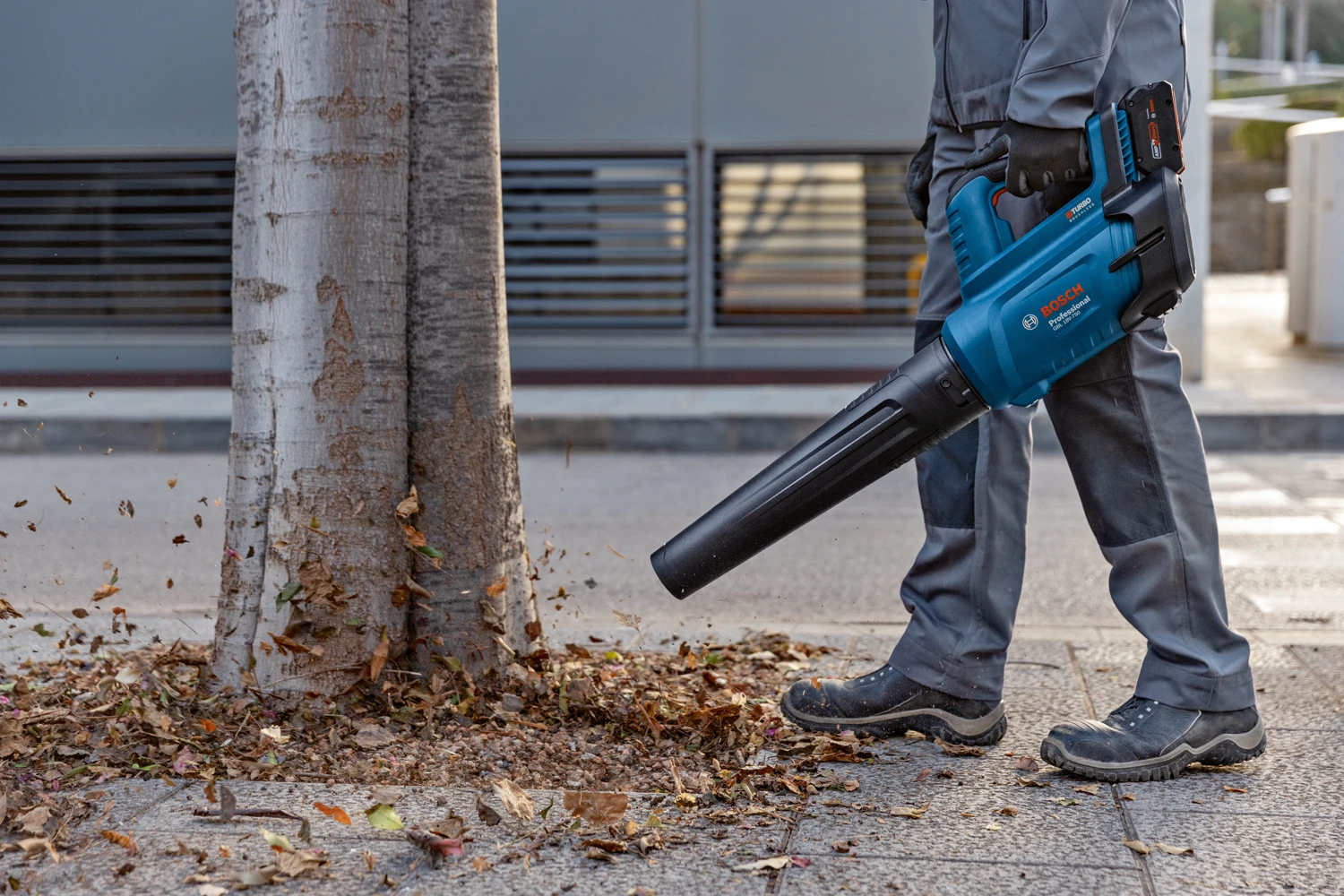 Bosch Løvblæser 18V GBL 18V-750, Solo 3 Bosch Løvblæser 18V GBL 18V-750, Solo - Billede 3